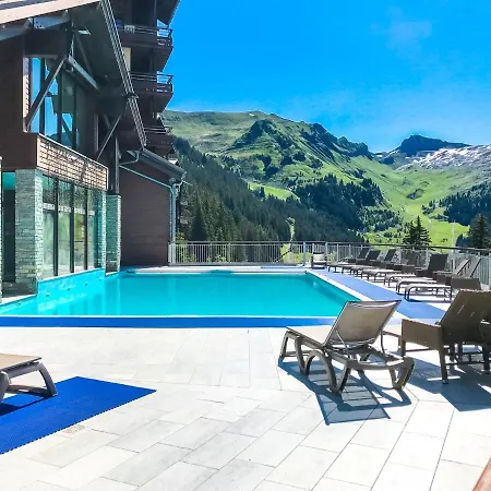 Private Penthouse 2-bed Apartment, In And Out In 5* Apartment